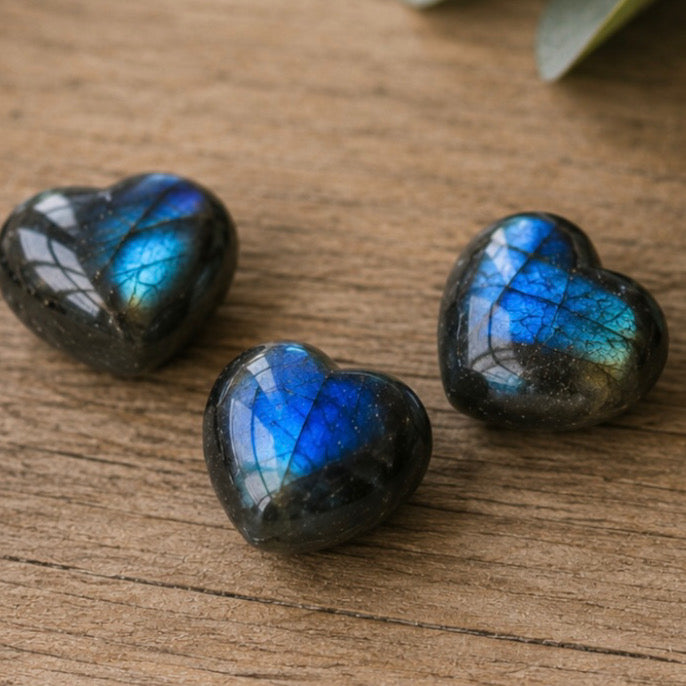 Labradorite Heart – Approx. 40mm 💙