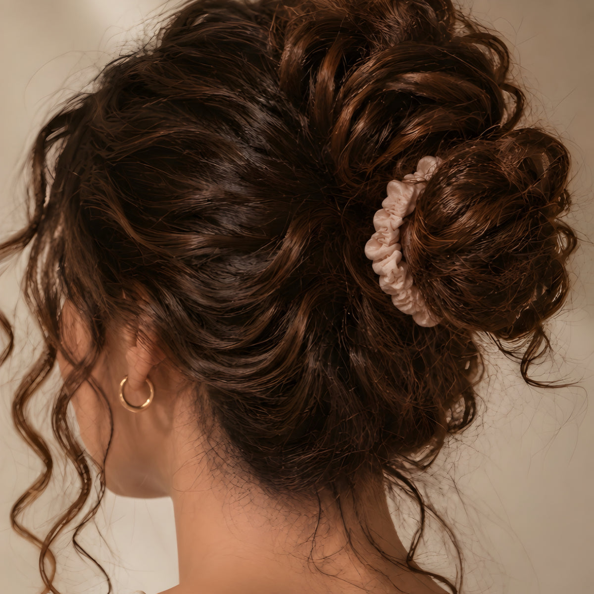SMALL SATIN SCRUNCHIES - BLUSH NEUTRAL (set of 6)