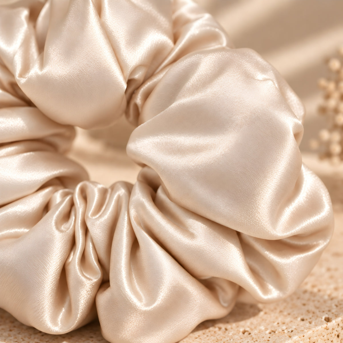 XXL OVERSIZED SATUN SCRUNCHIE - CREAM